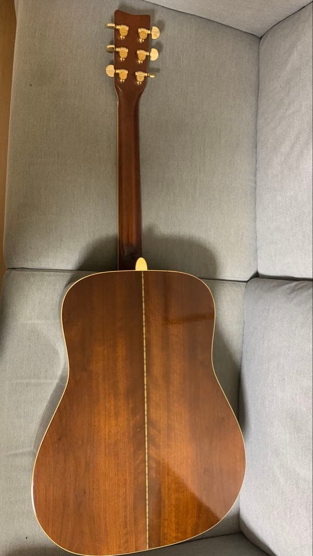 アコースティック・ギター ヤマハFG300D