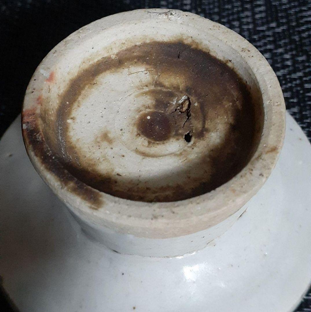 李朝 韓国古美術 韓国古陶磁器 白磁 陽刻浮彫 花文様 高付皿