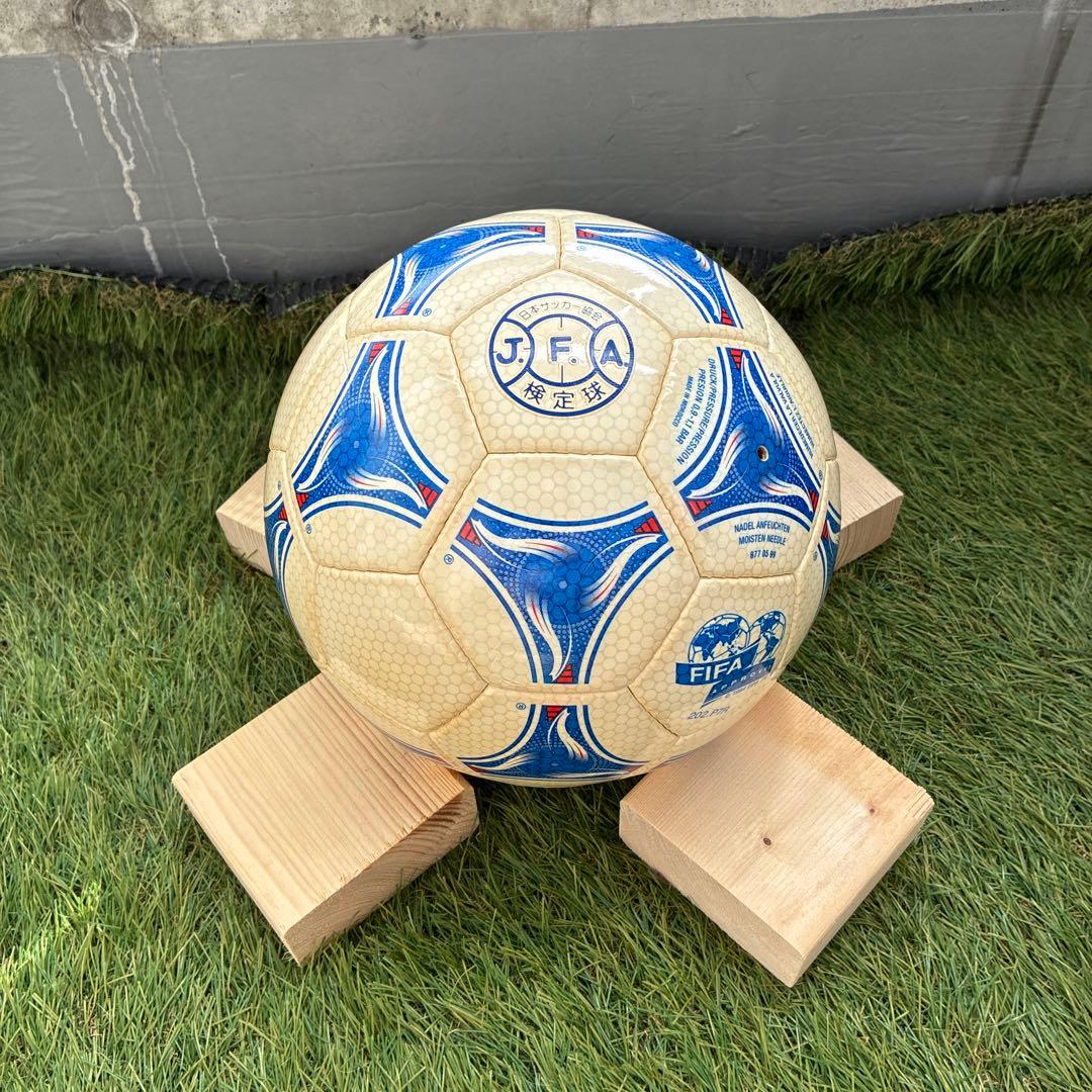 W杯フランス大会公式試合球Tricore サッカーボール molten空気入れ付