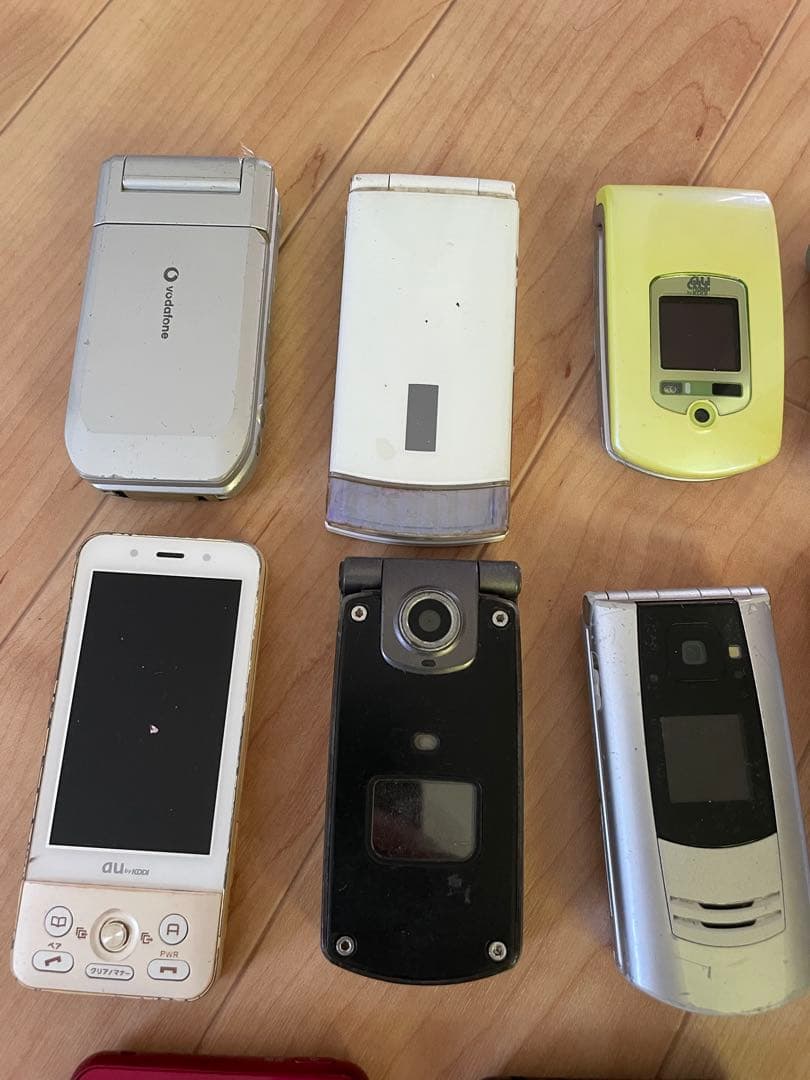 携帯電話まとめ売り30台