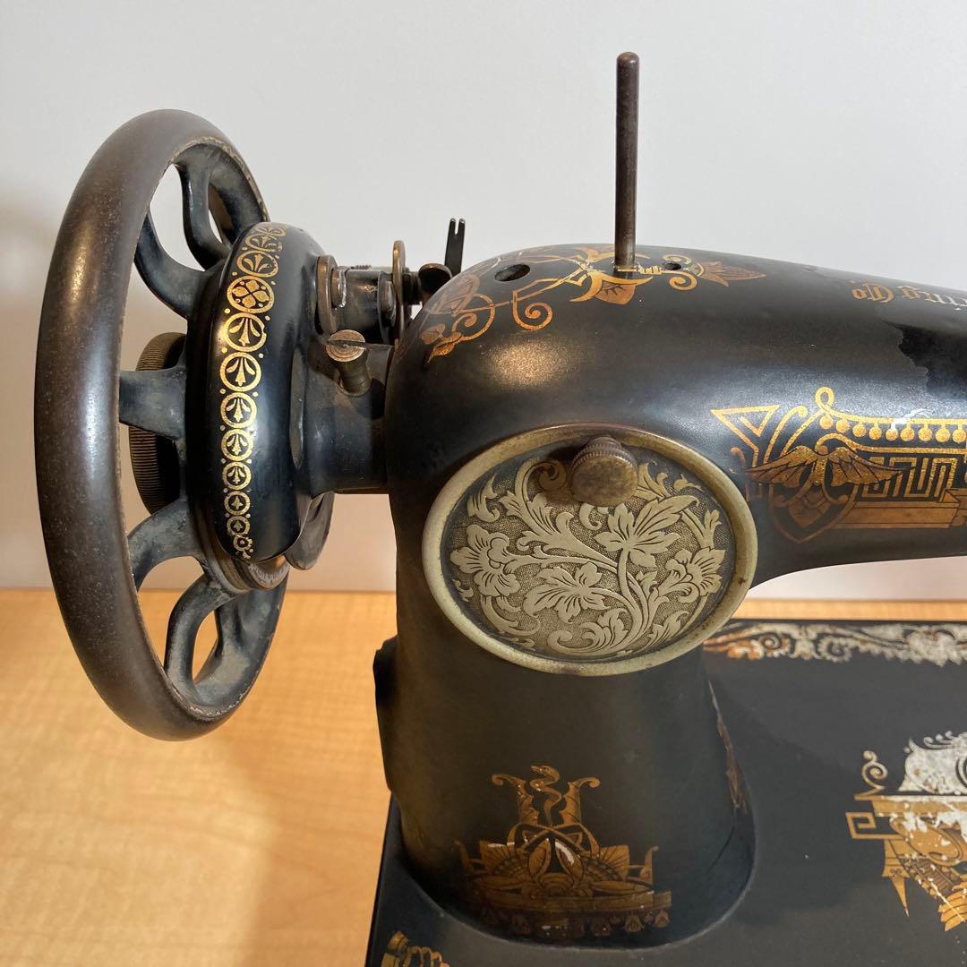 アンティークのレトロなSINGERミシン アンティークシンガー足踏み