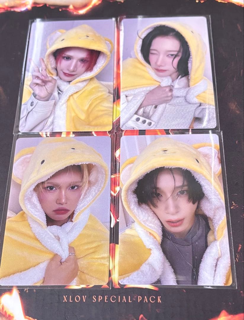 XLOV トレカ4枚セット