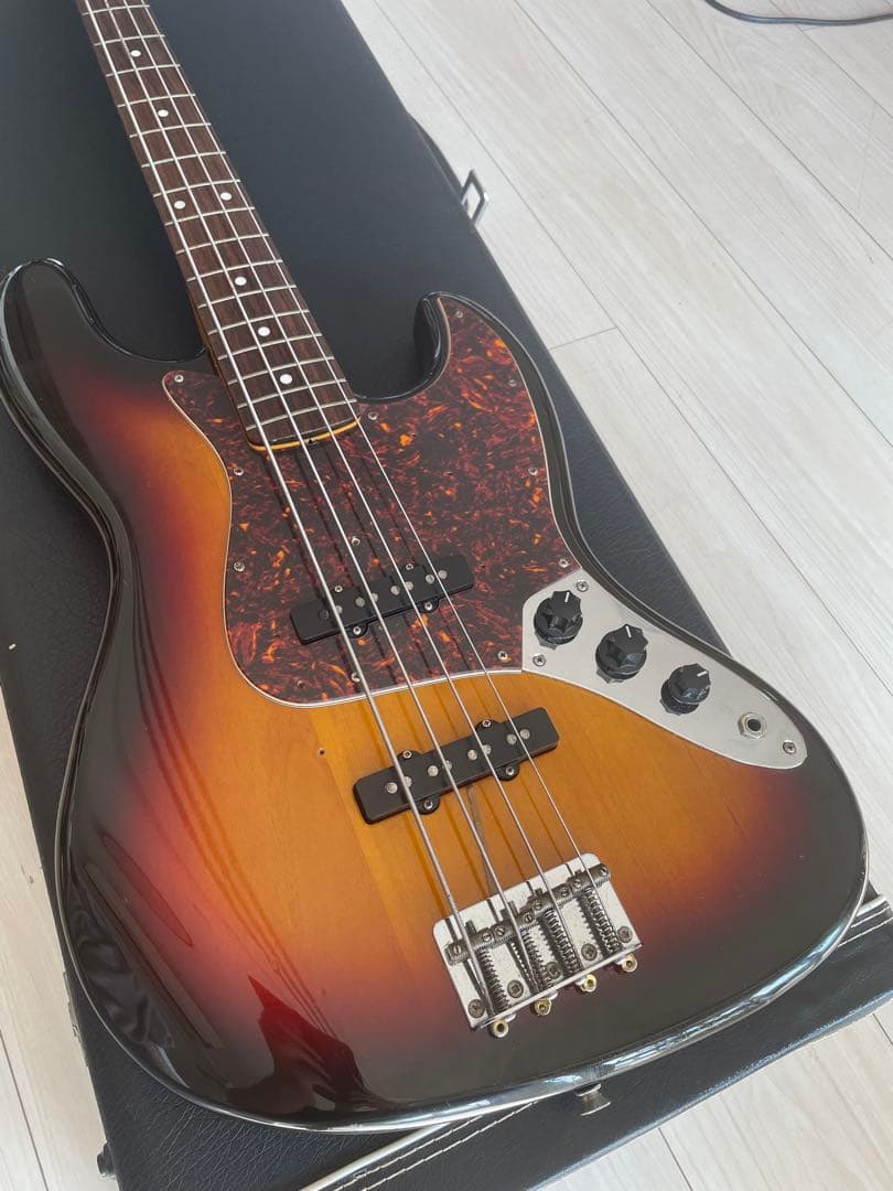 Fender Jazz Bass Offset Contour Body