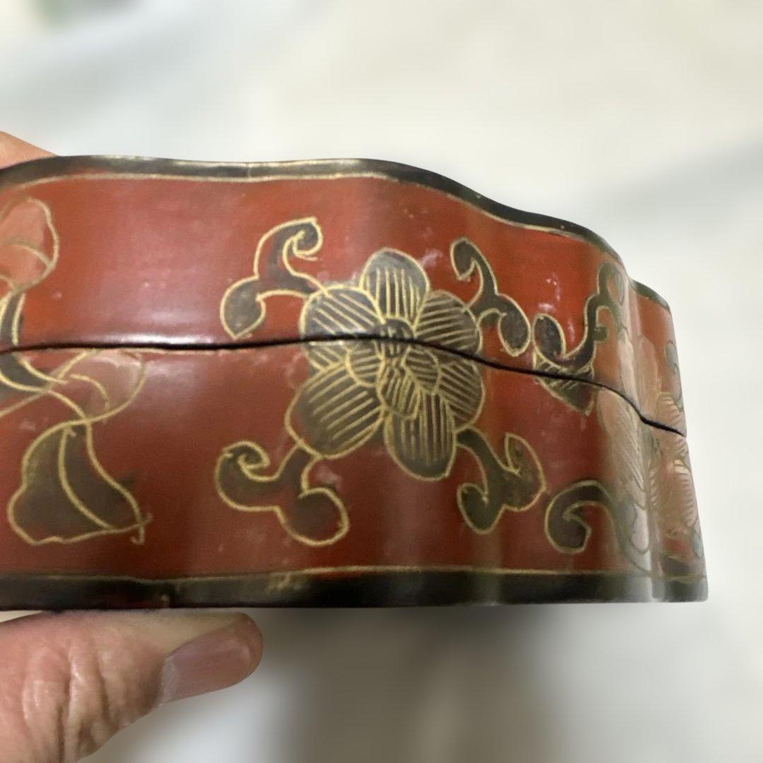 中国 清時代 インテリア　漆器 重箱 鹿と鳥のデザイン