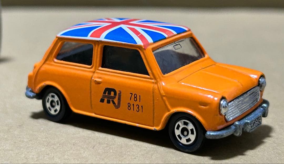 トミカ ミニクーパー ARJ ローバージャパン ④