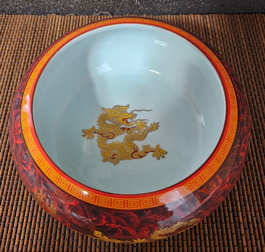 中国美術 中国陶磁器 繊細緻密極細密画 波に金彩 五爪の龍図 鉢 碗