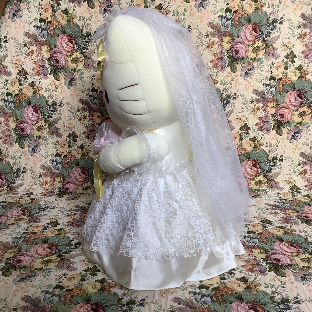 キティ　ウェディング　BIG ぬいぐるみ