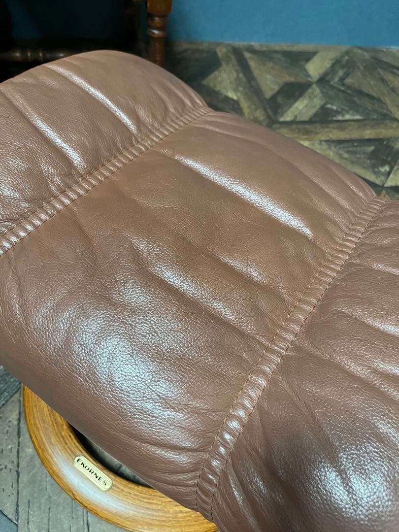 りき＊エコーネス 　オットマン フットスツール 本革 ストレスレス