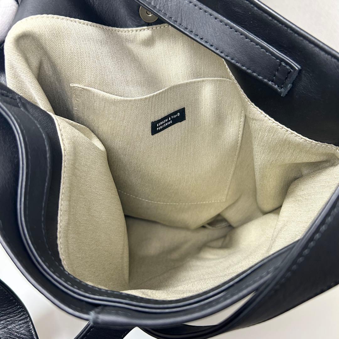 KURASHI&Trips本革トート黒A4可軽量肩掛け36cm美品人気定番