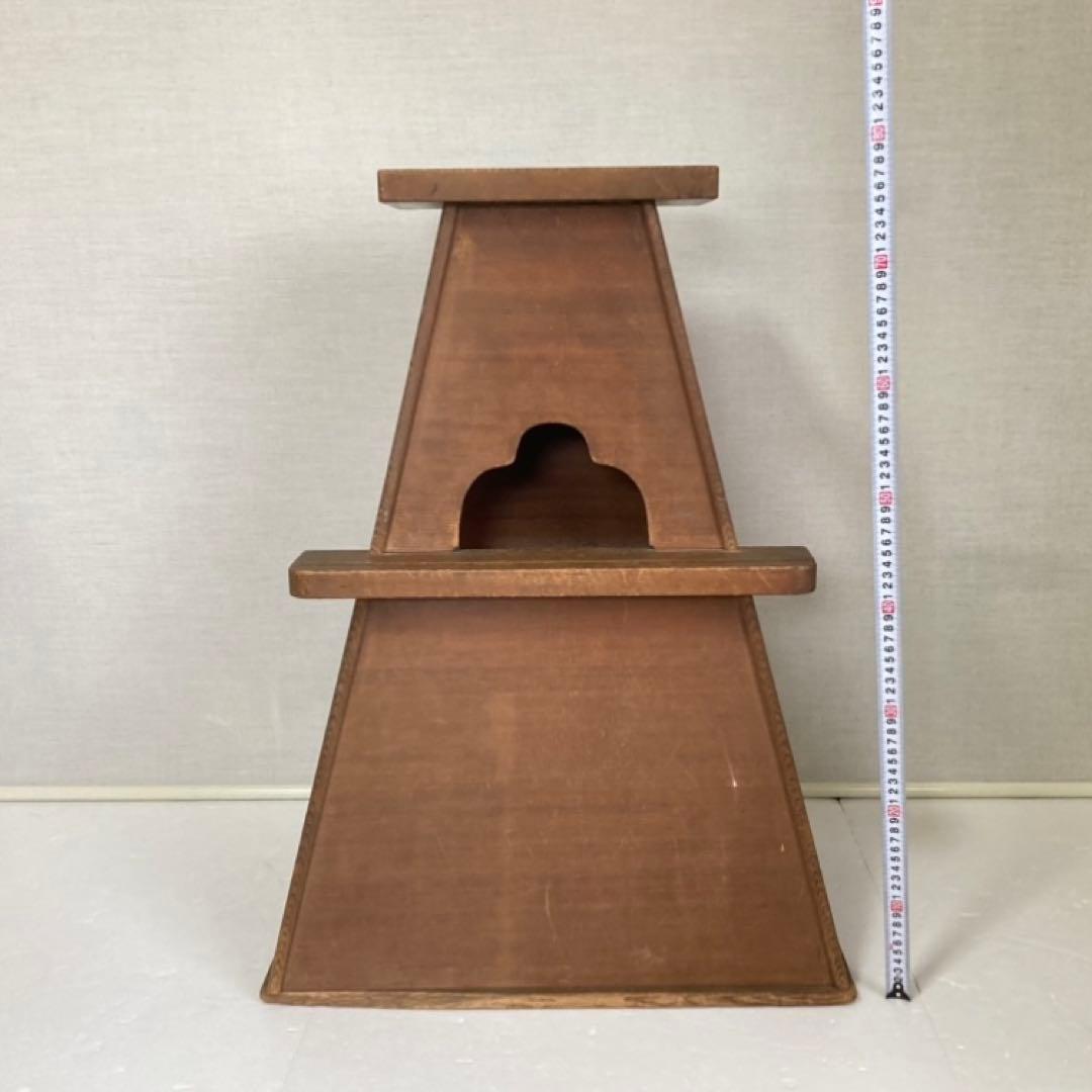 古い味のある大きな踏み台 置物台 花台 飾り棚 ラック 大型 特大 木製