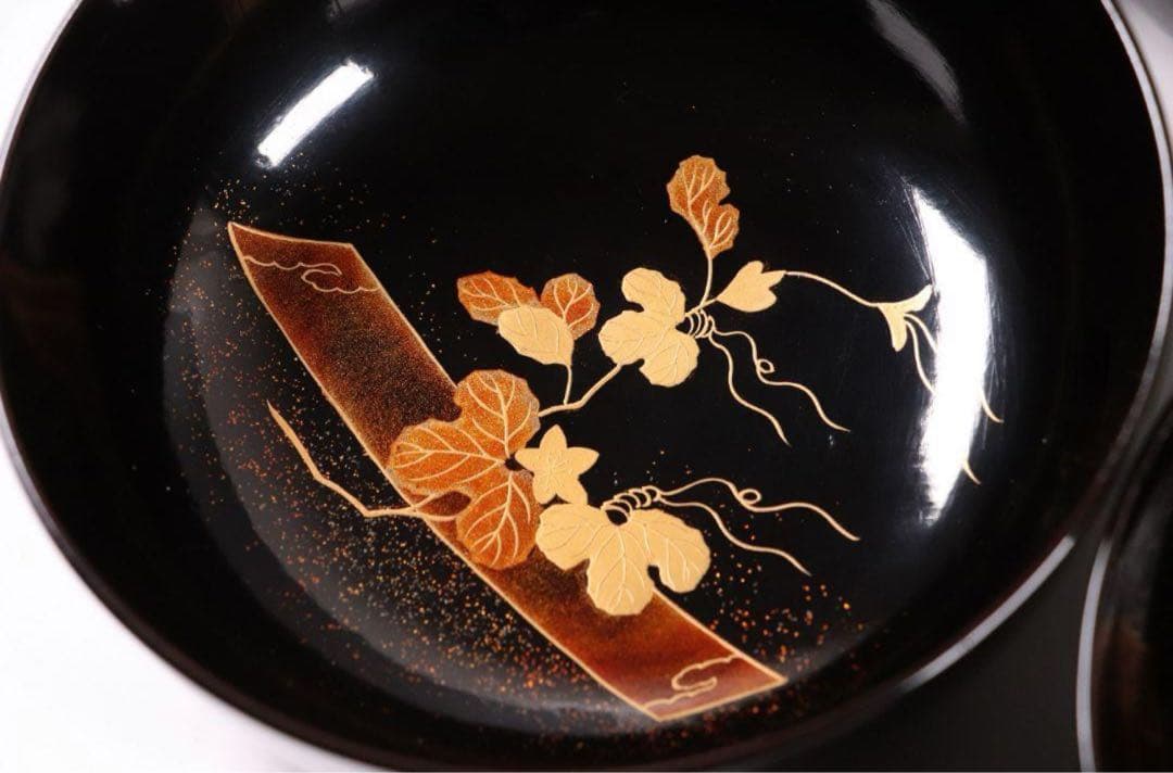 輪島塗 蔦金蒔絵 梨地 黒塗椀 五客 木製漆器 / 伝統工芸品 漆芸