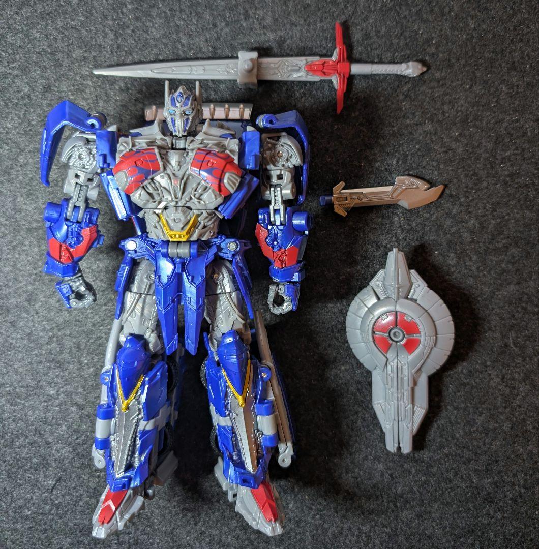 トランスフォーマー スタジオシリーズ オプティマスプライム クロスヘアー