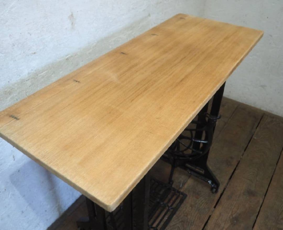 1161 黒ペンキのミシンテーブル デスク 古家具 レトロ リメイク ビンテージ