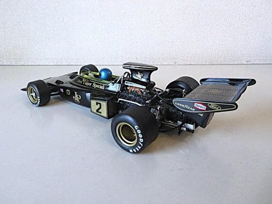 特価 exoto (1/18) ロータス 72D R.ピーターソン