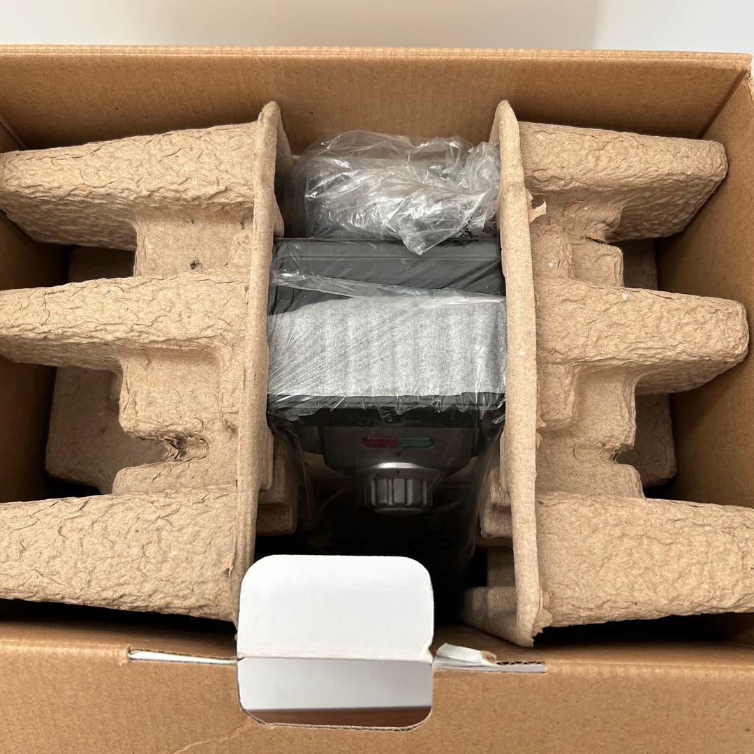 新品未使用 クイジナート 縦型コンパクト ワッフルメーカー WAF-V100J