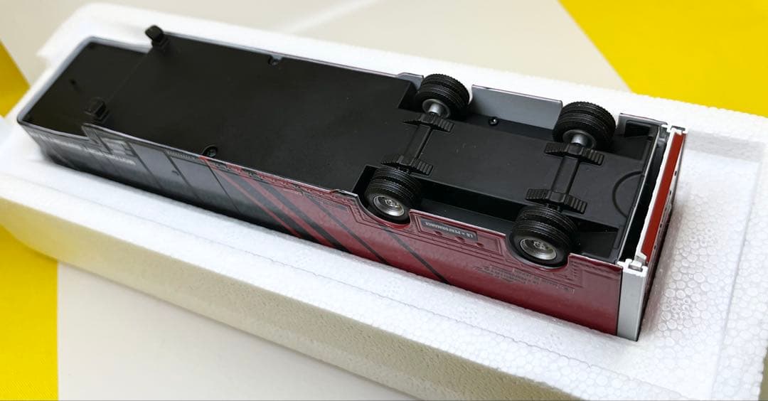 MINIGT 1/64 メルセデス アクターズ レーシングトランスポーター