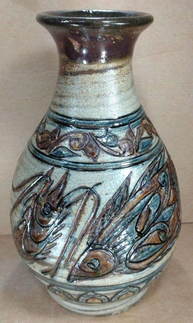 本物保証】金城次郎 壷屋焼 海老魚紋壷(海老2魚2）共箱