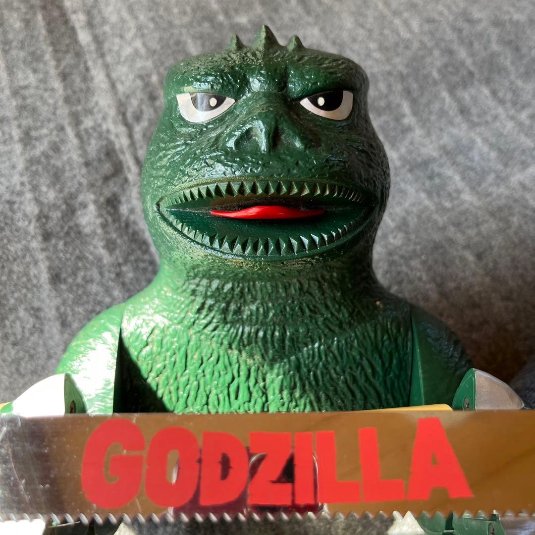 ゴジラ トイレットペーパーホルダー - メルカリ