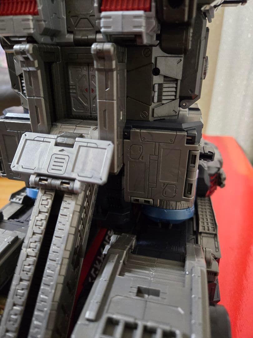 ダイアクロン　ロボットベース　陸上機動戦艦　グランドダイオン