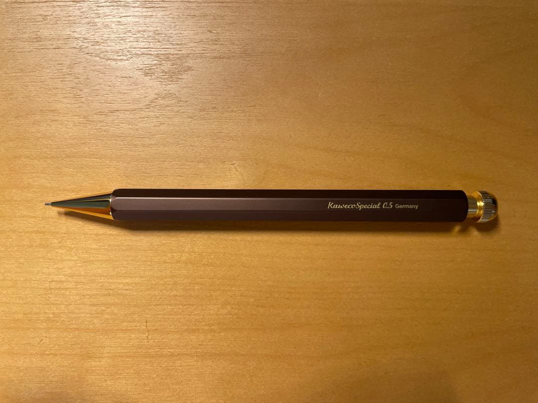 伊東屋　カヴェコペンシルスペシャル　0.5mm