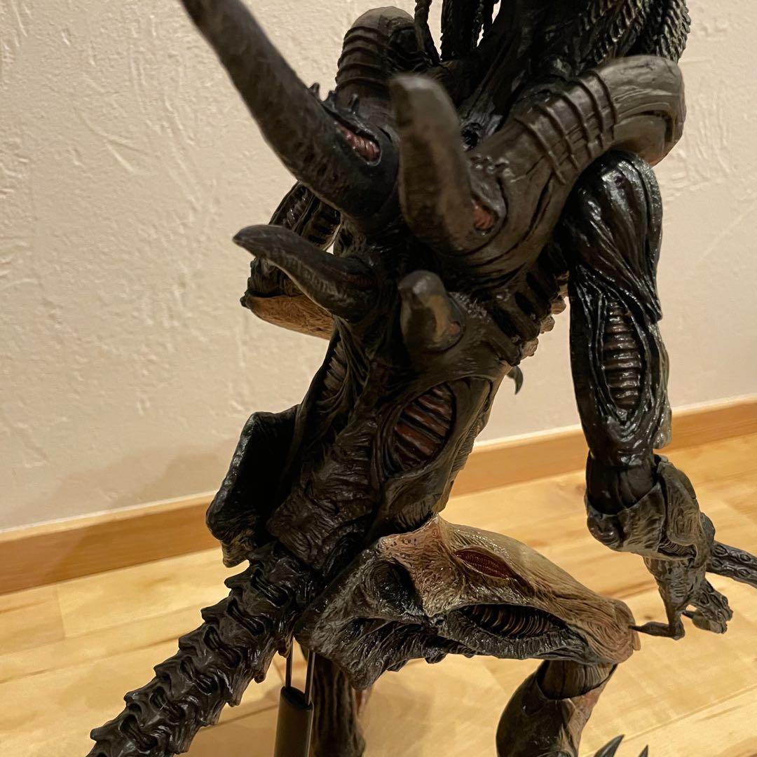 超希少‼️プレデリアン 1/6 ダメージ版 ホットトイズ ムービーマスターピース