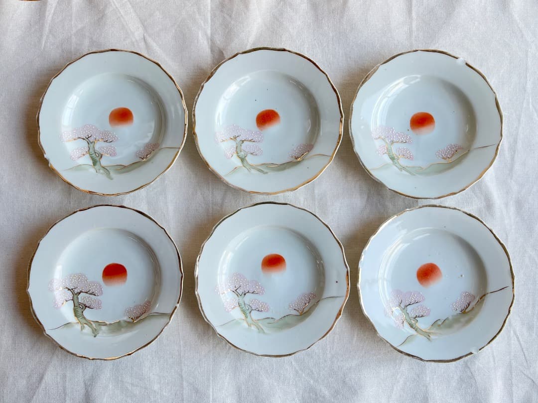 中皿 年代物 桜 夕日 金彩 当時物 長期保管品 骨董 レトロ