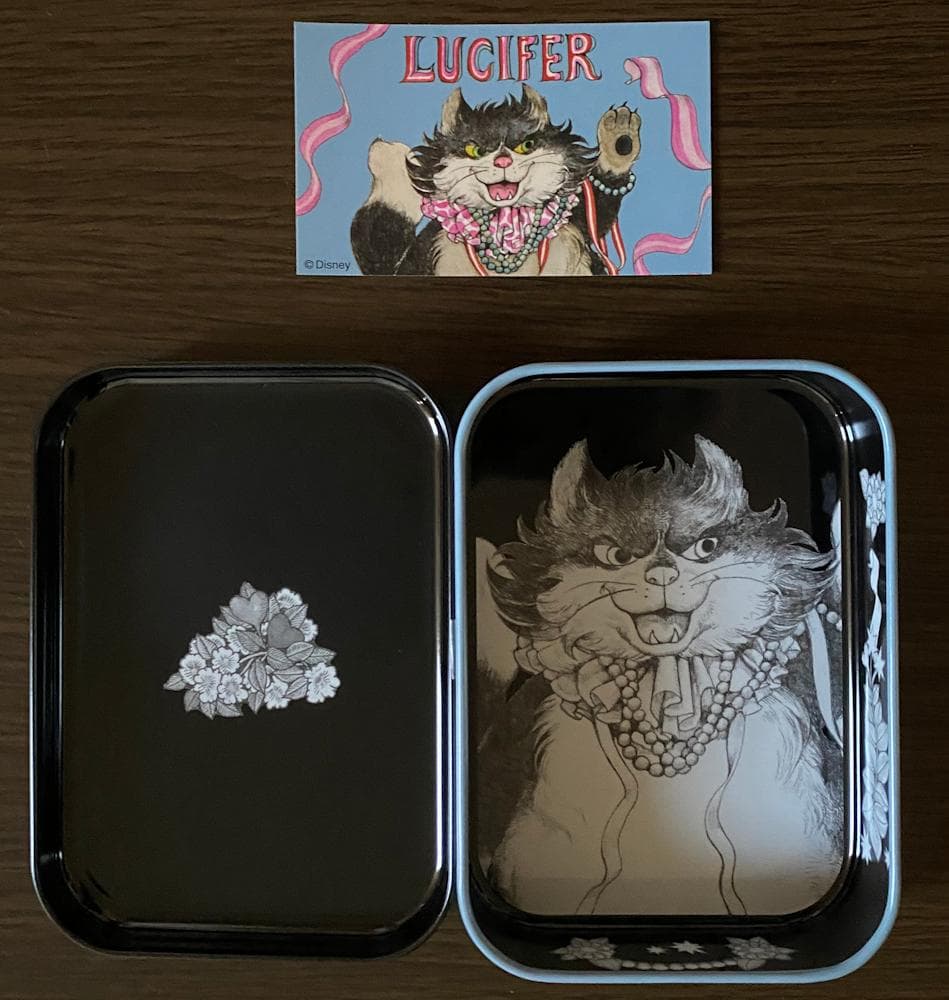 ディズニーストア ヒグチユウコ 紅茶空き缶・プレート・ハンドクリーム