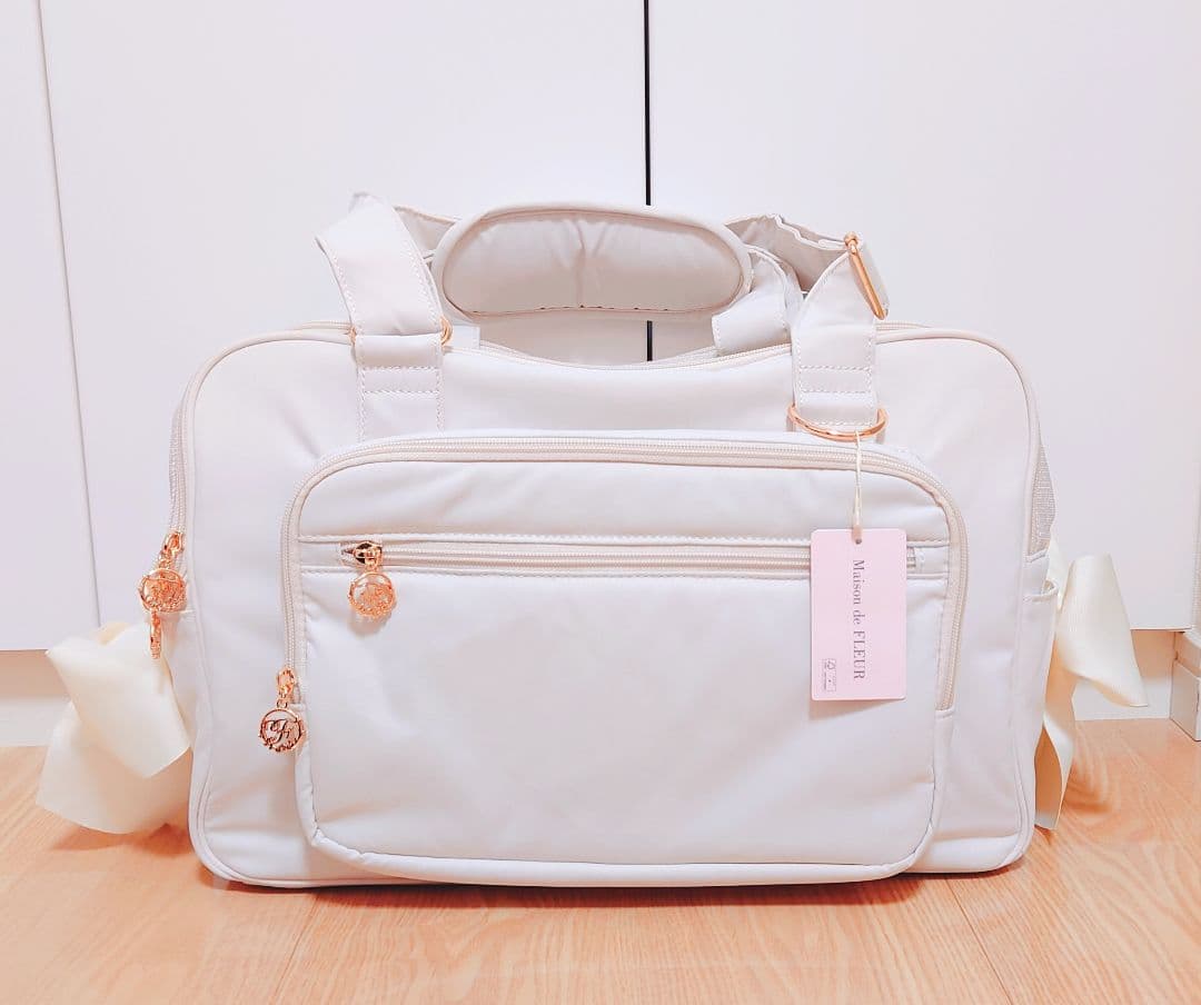 新品】Maison de FLEUR 撥水 サイドリボンキャリーバッグ