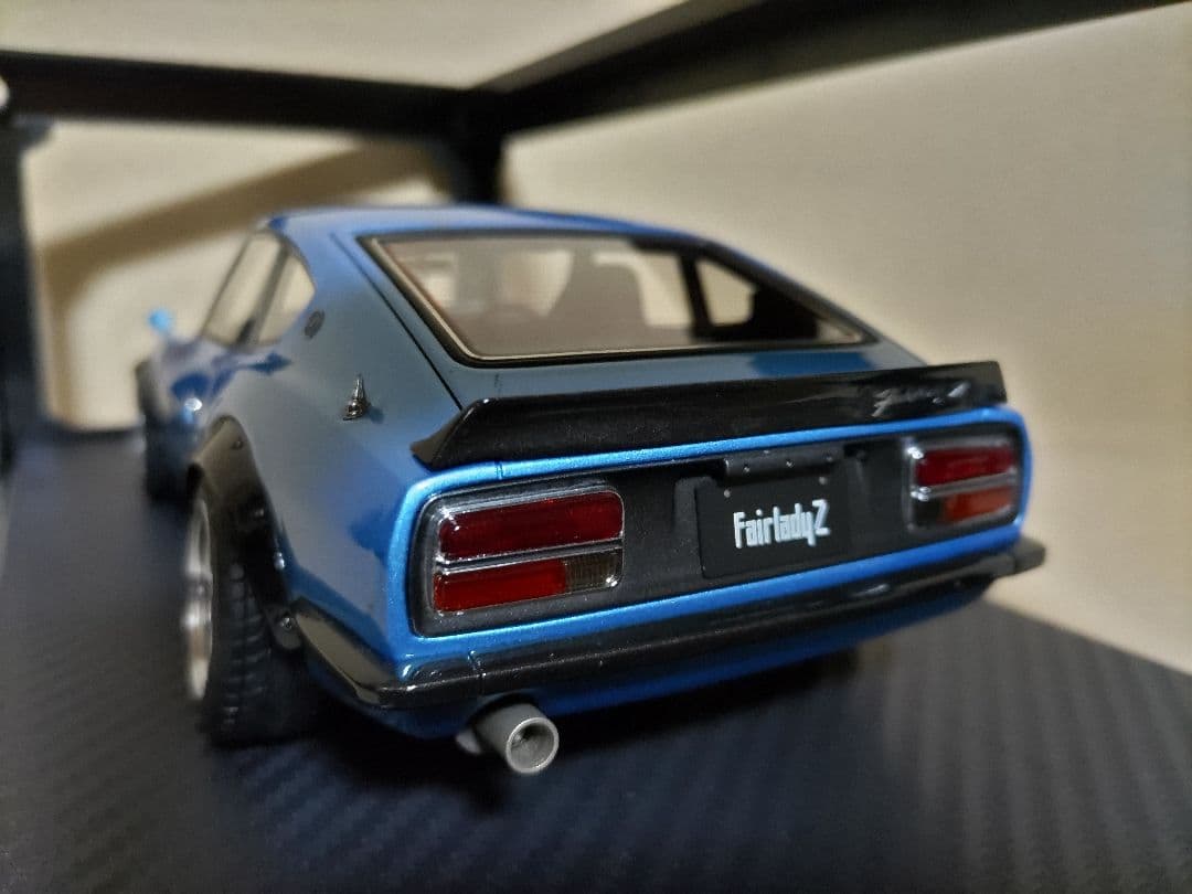 PYOMARO　イグニッションモデル　1/18 FairladyZ
