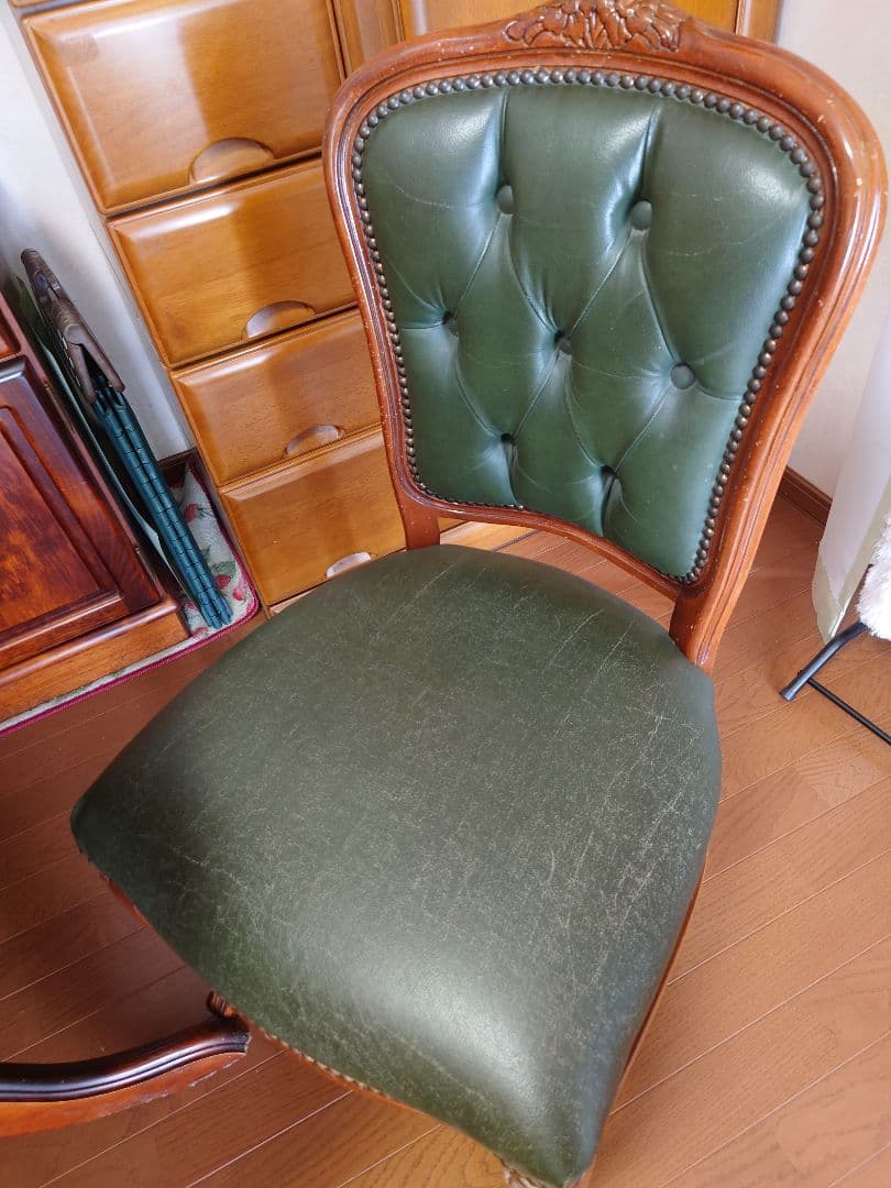 【モンチッチ】ダイニングテーブル　イタリア製