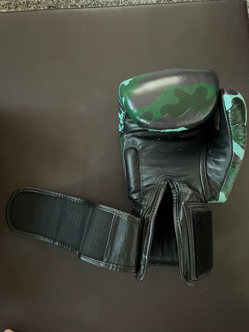 TWINS SPECIAL ボクシンググローブ 14oz 迷彩柄 本革