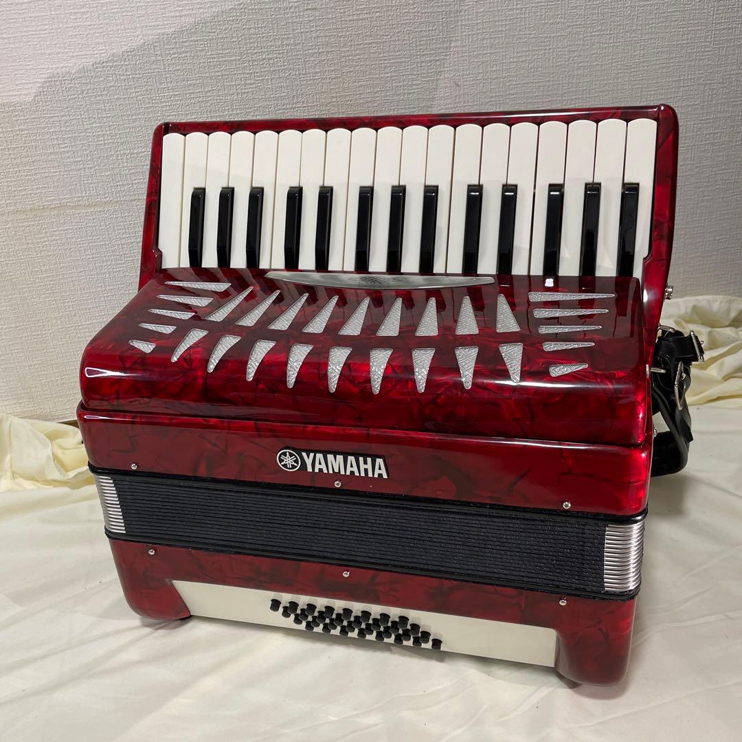 美品 YAMAHA YA-32A アコーディオン 元箱付属 32ベース 32鍵盤 - メルカリ