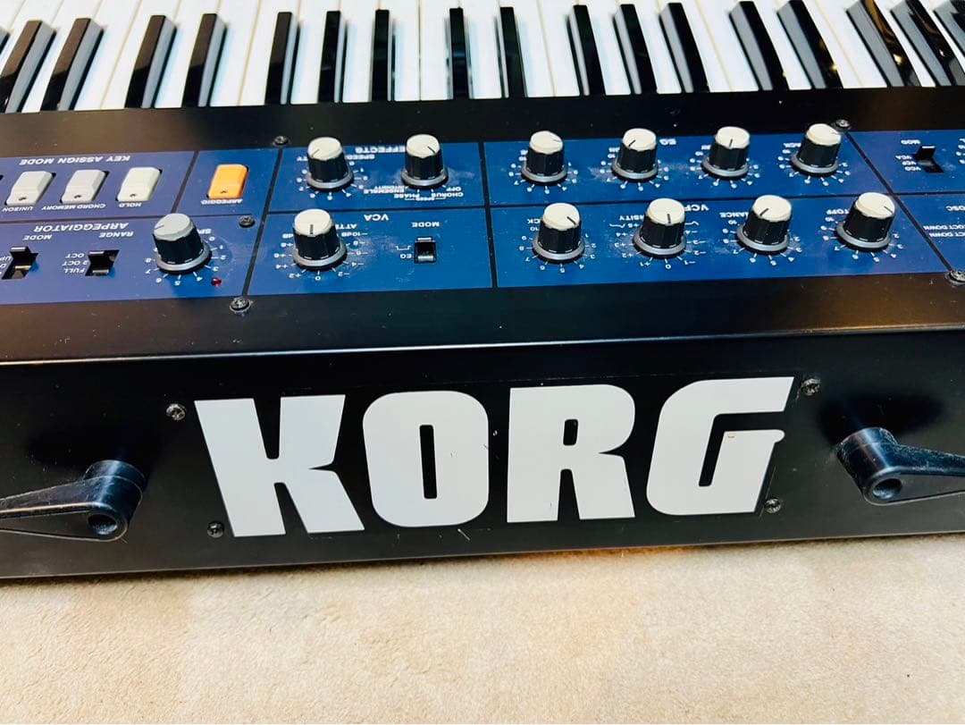 KORG Polysix アナログシンセサイザー 61鍵