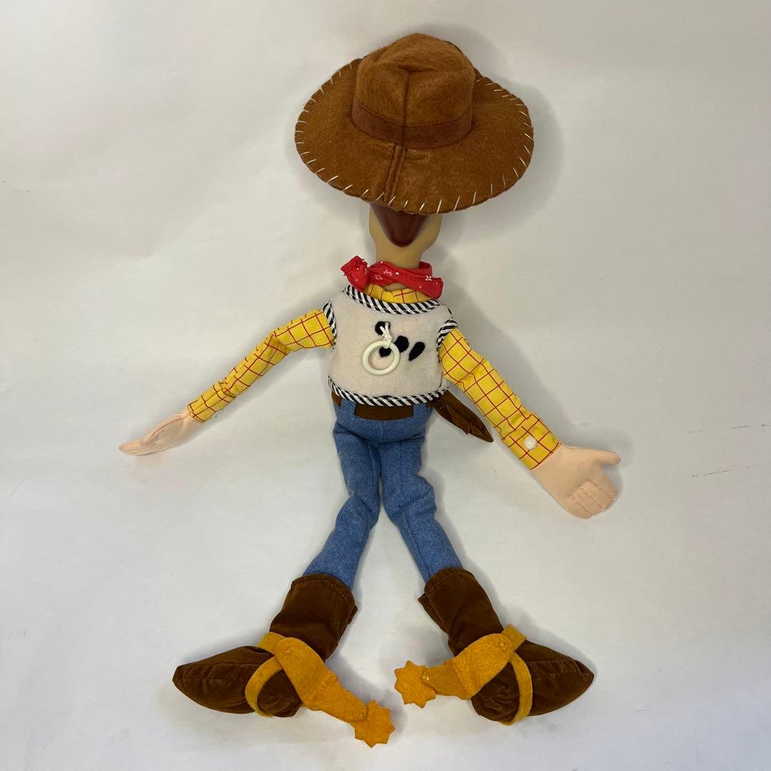 ディズニー トイストーリー ウッディ人形　ぬいぐるみ