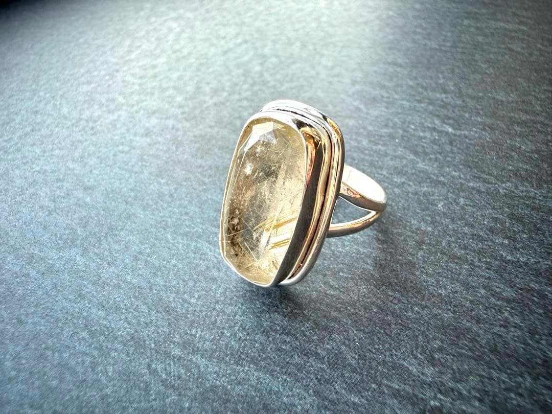 【希少】大粒ゴールデンルチルクォーツ　リングSV925