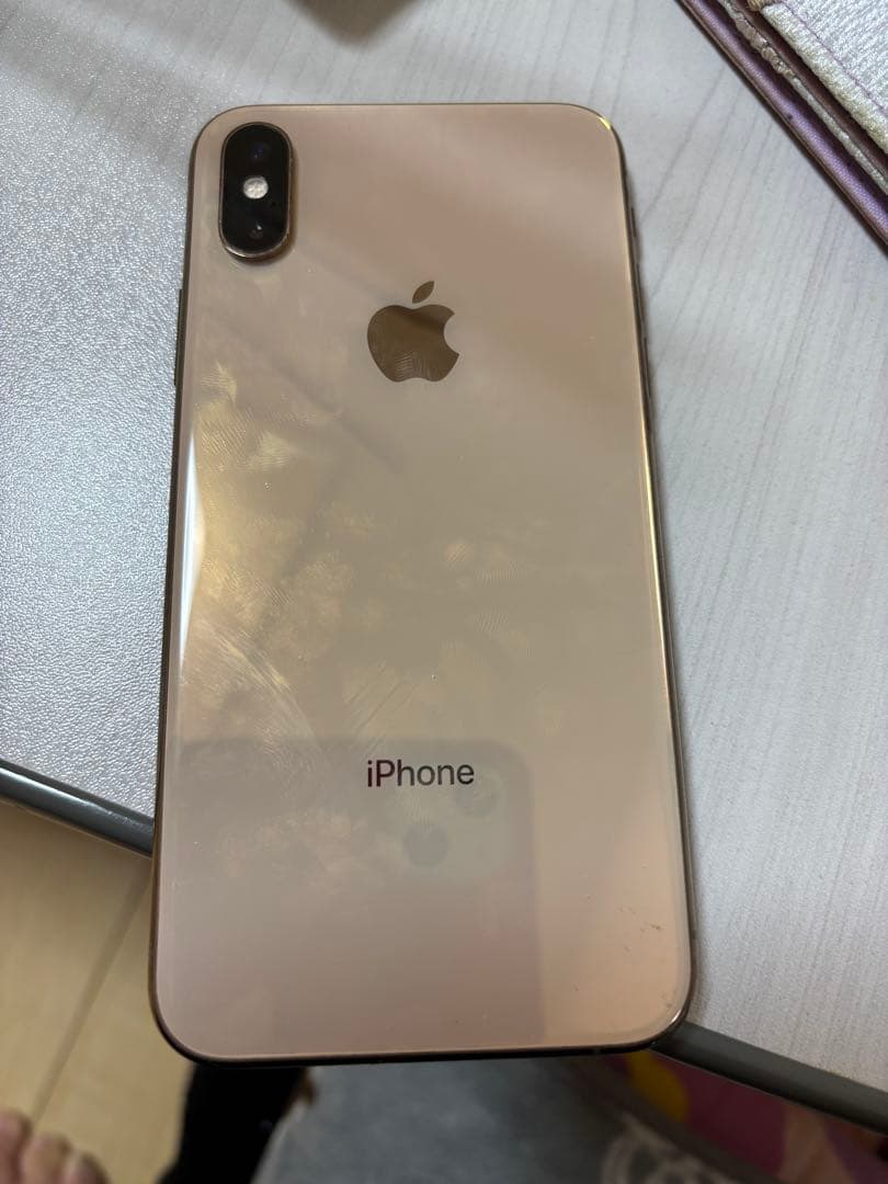 Apple iPhone X sゴールド