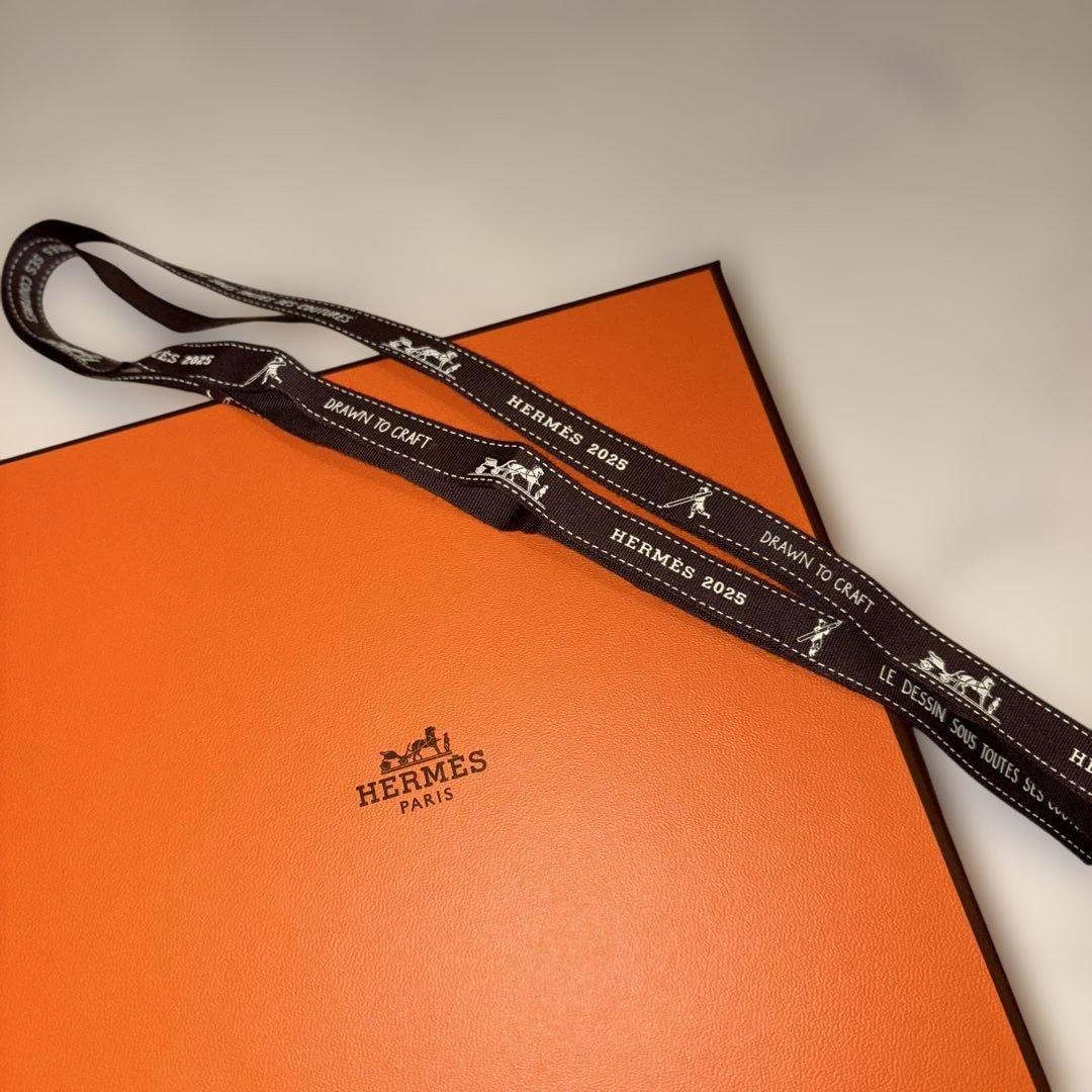 HERMES カレ・タオル 《ヴィス・ヴェルサ》 ナークル/タン