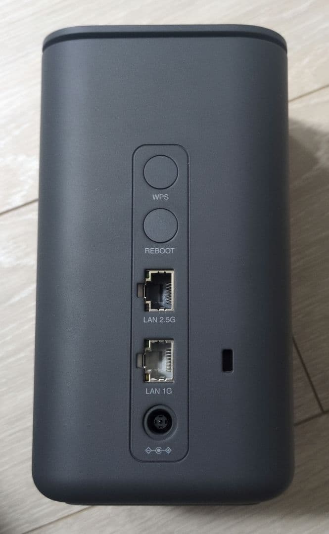 極美品】docomo home 5G HR02 5ヶ月使用 付属品完備 解約済