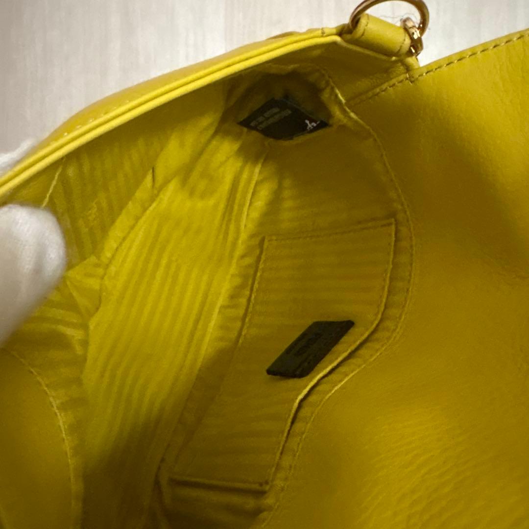 【美品】FENDI バック　チェーン　黄色　ショルダーバック