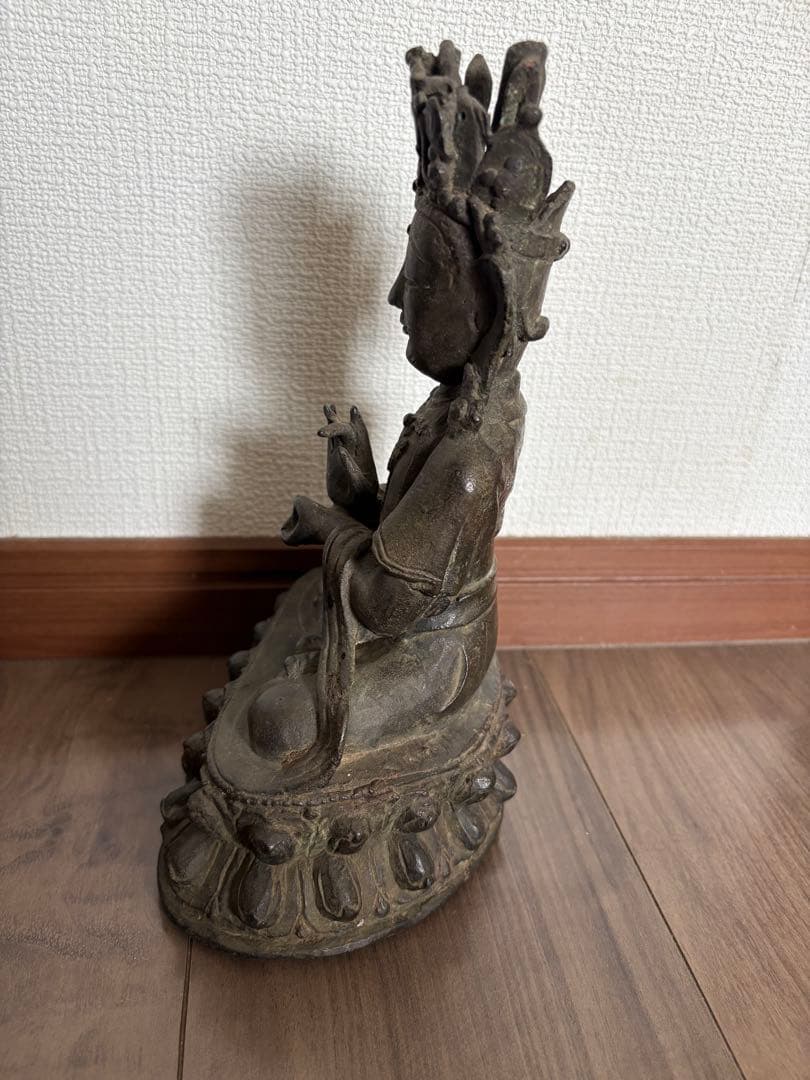 古董 古銅の観音菩薩座像(明代・14〜17世紀) 旧家藏出 贵重品