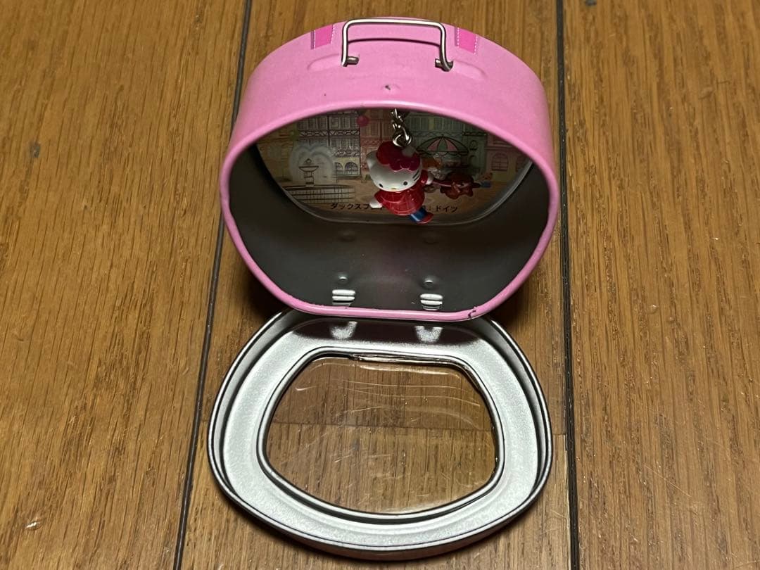 ハローキティ 世界 子犬のお散歩 ドイツ レア - メルカリ