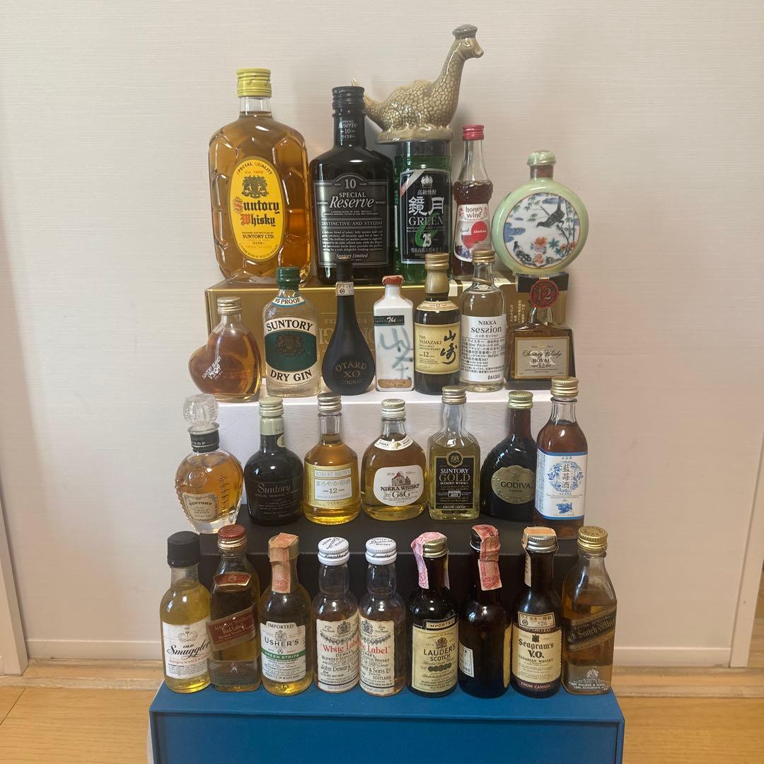 多種多様なウイスキーコレクション 山崎12年 ウイスキーミニボトル29本