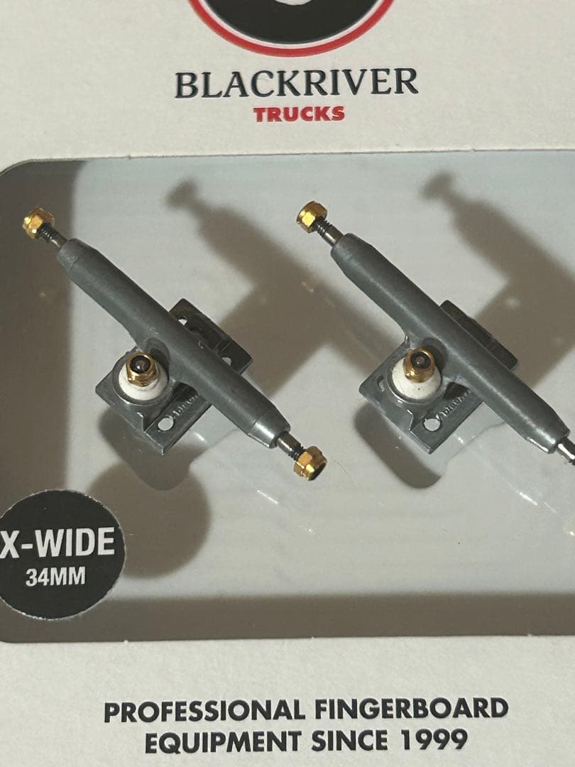 BLACK 3.0 TRUCKS X-WIDE（34MM）RAWmon