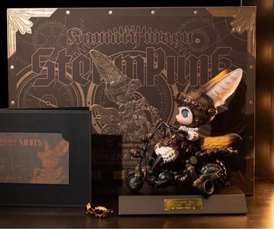 デザイナーズトイ 末那末匠 ポップマート  Molly フィギュア B