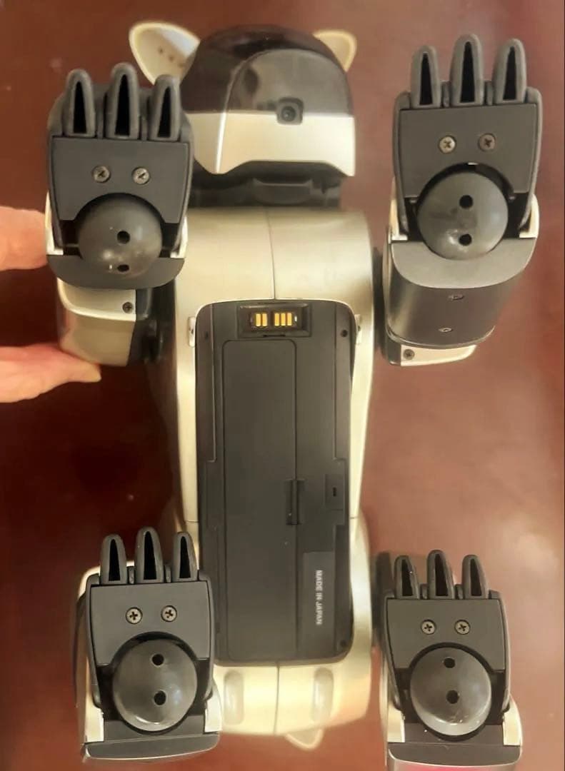 ソニーSONY アイボAIBO ERS-210 犬型ロボット　ゴールド　付属品付