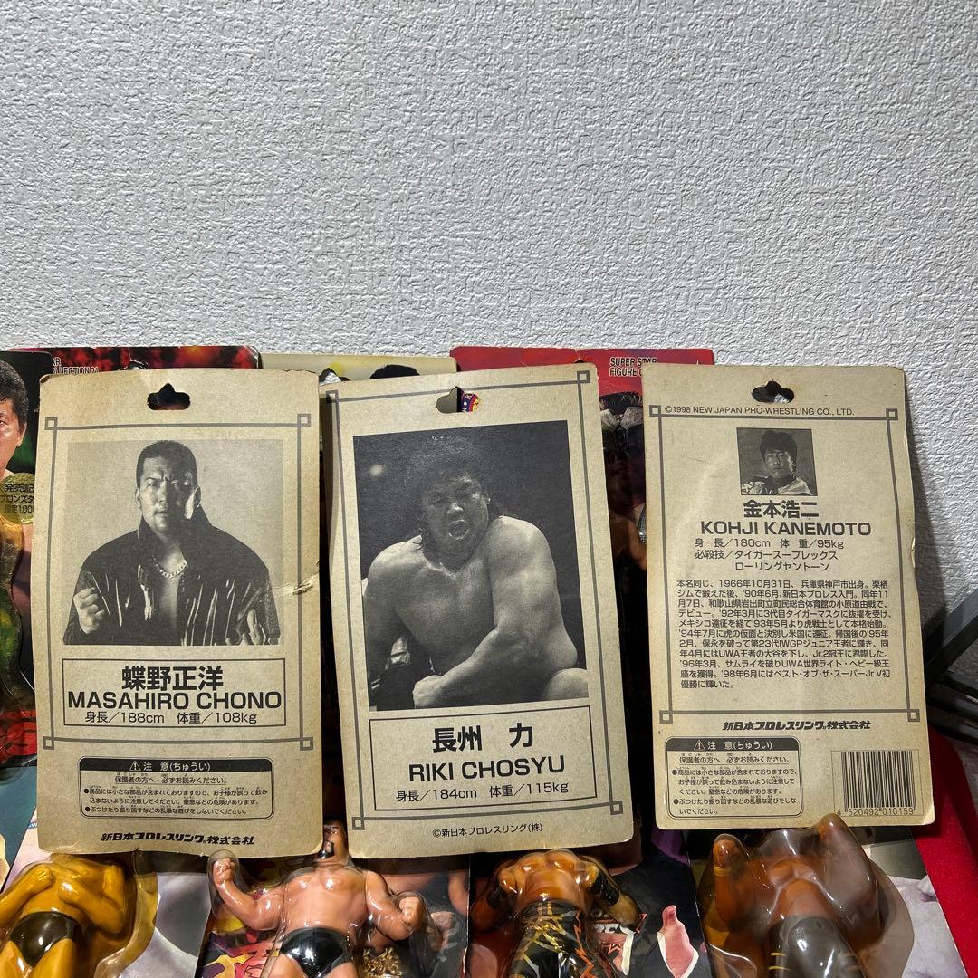 新日本プロレス　フィギュア　蝶野　武藤　長州　天山　ポスカ　チケット　まとめ