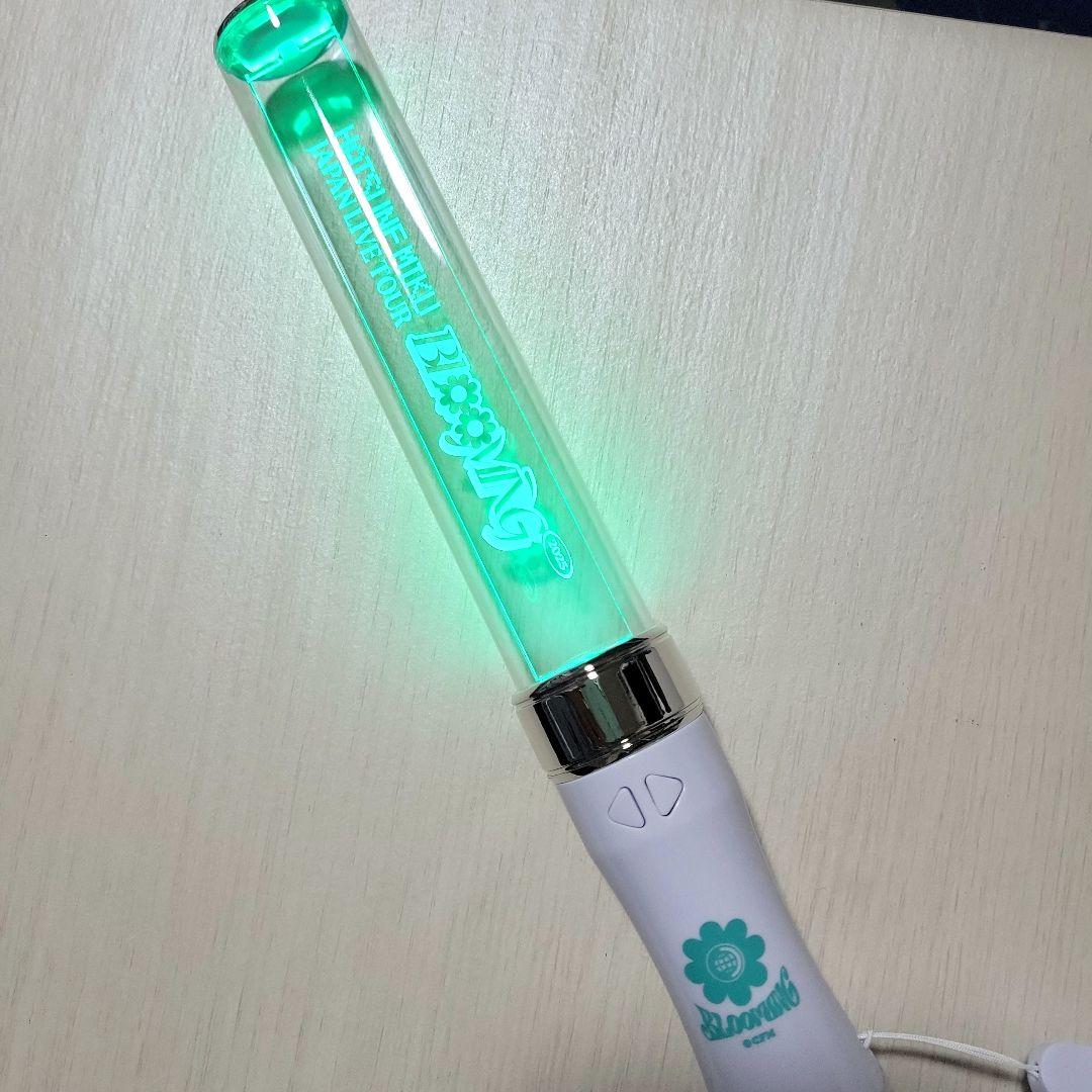 初音ミク JAPAN LIVE 2025 ～BLOOMING～ ペンライト - メルカリ