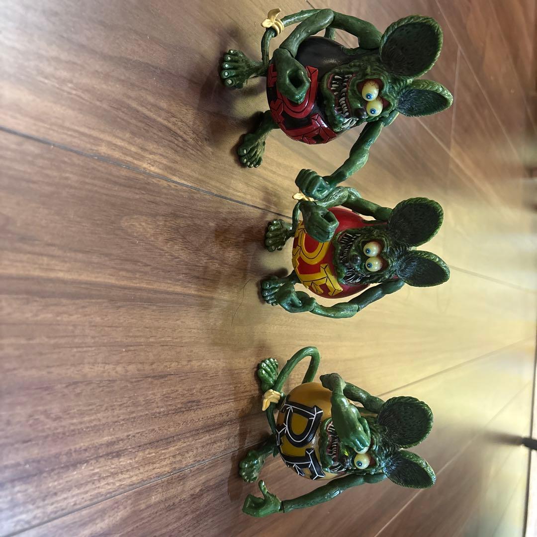 ラットフィンク　３色の3体