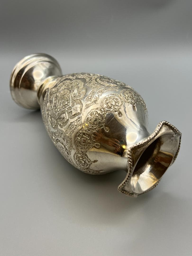 銀製 ライオンマーク 三越 銀花瓶 花入れ 手彫 箱付 銀細工 重量約