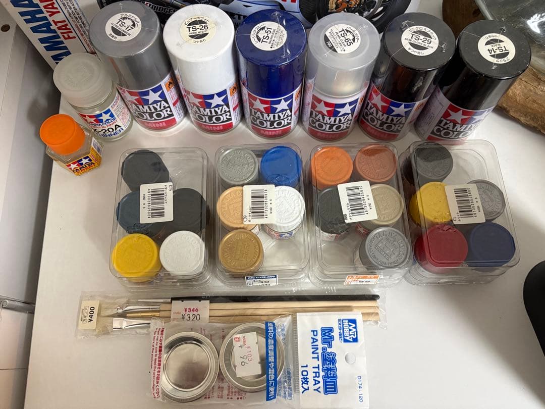 【希少/レア】1/12 YAMAHA YZR-M1 '09 ロッシ人形・塗料付き